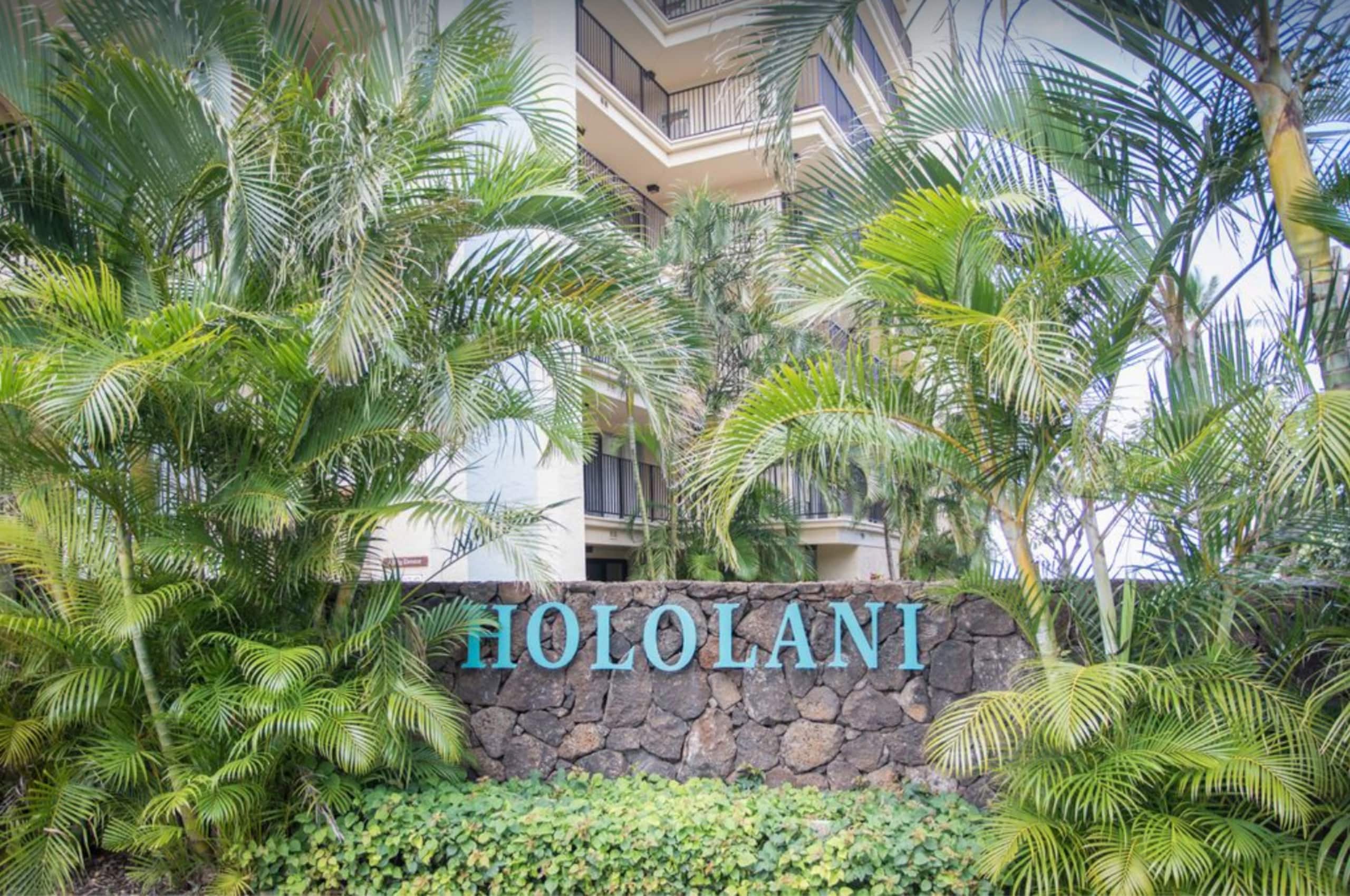 Condo in Lahaina · ★4.93 · 2 bedrooms · 3 beds · 2 baths - Image 33
