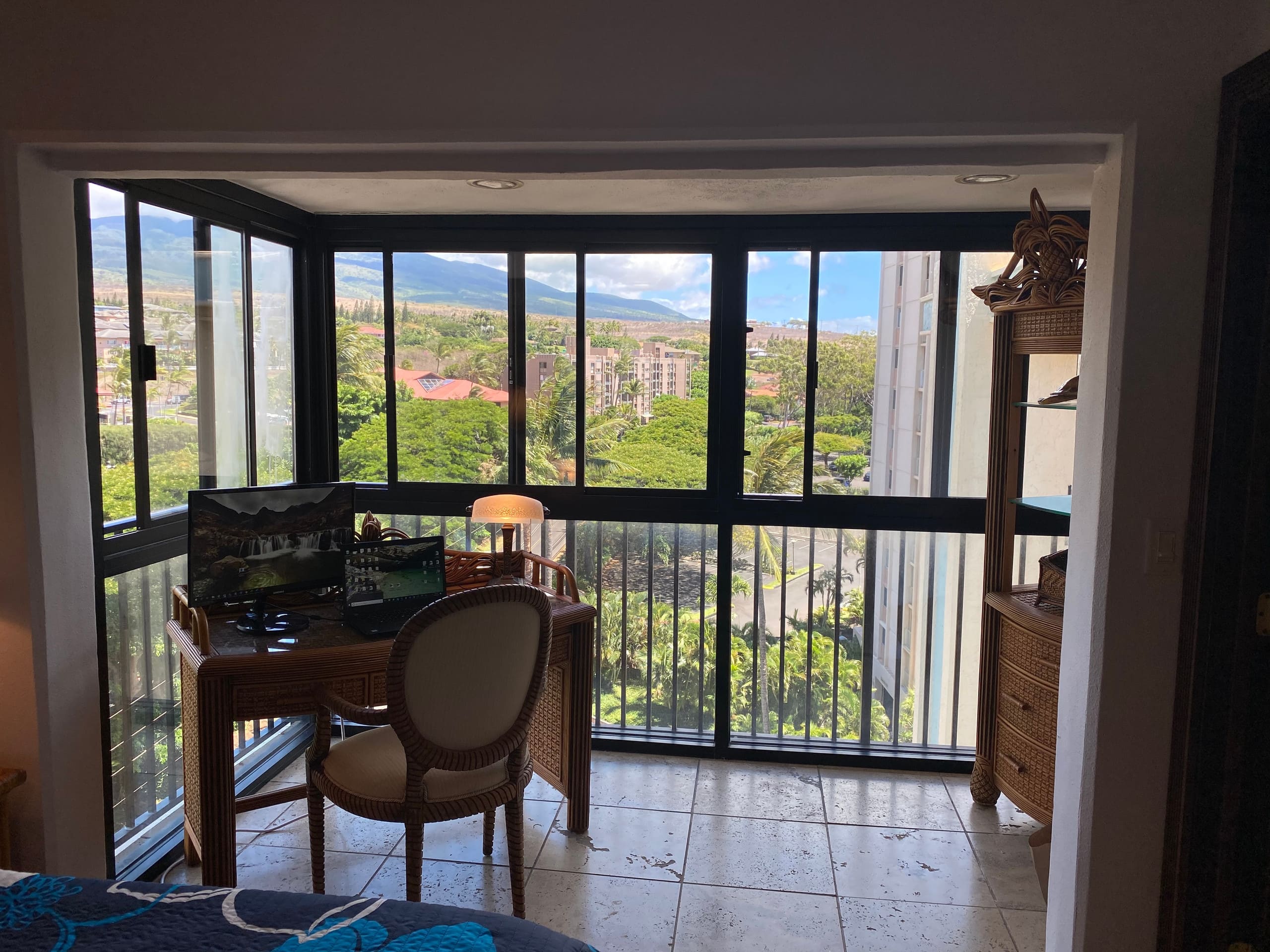 Condo in Lahaina · ★4.93 · 2 bedrooms · 3 beds · 2 baths - Image 15