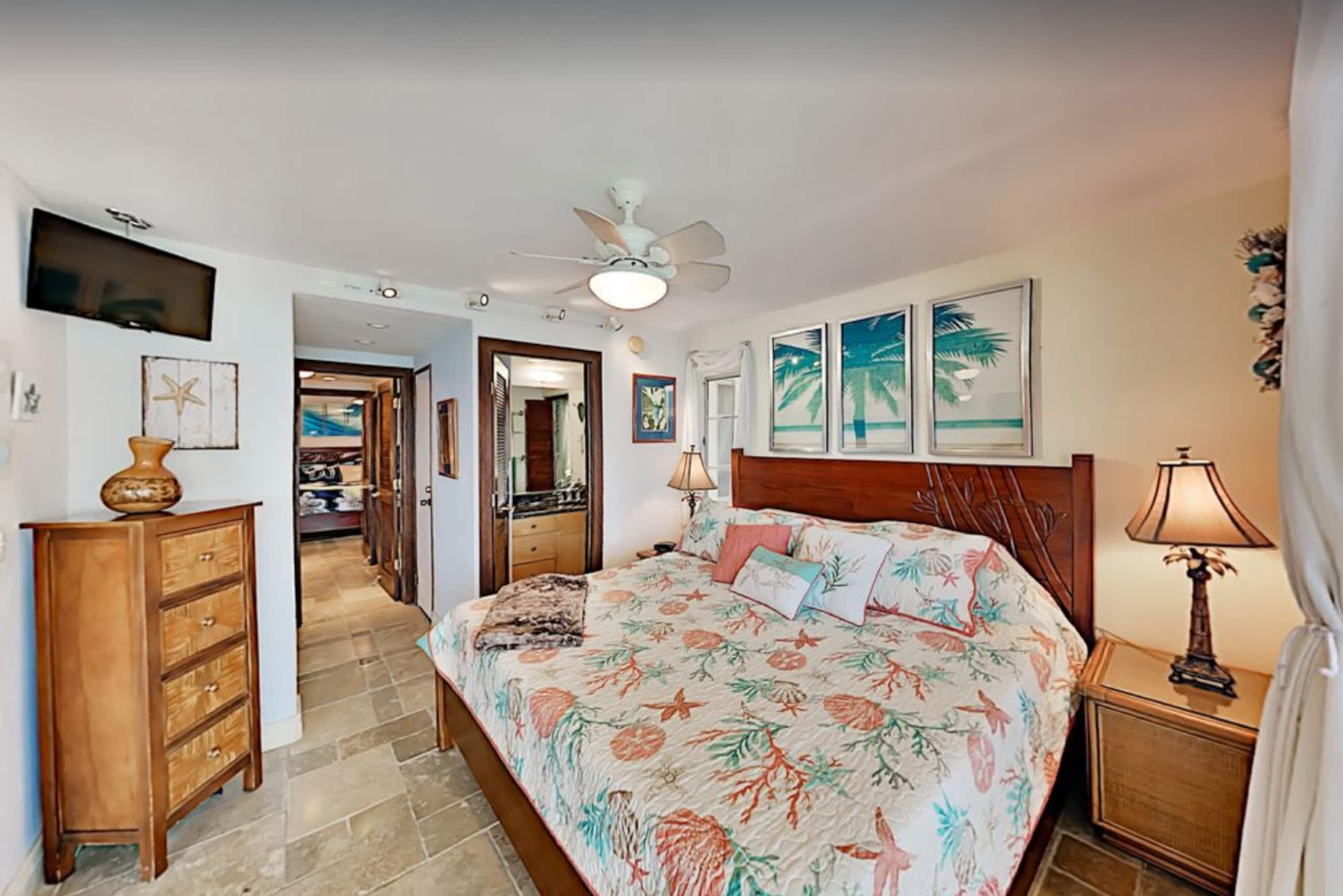 Condo in Lahaina · ★4.93 · 2 bedrooms · 3 beds · 2 baths - Image 11