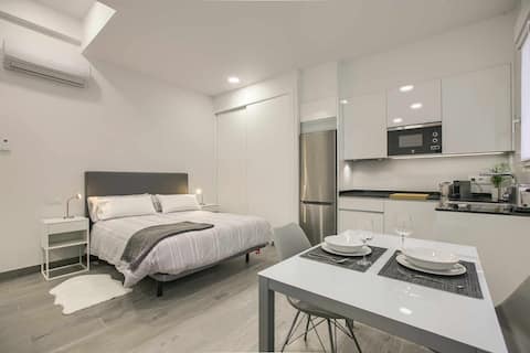 Airbnb con mejor rendimiento: RiNa: independent apartment, high qualities en Moncloa Aravaca