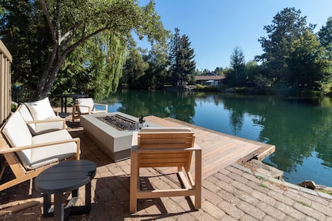 A Stone's Throw | Private Riverfront Retreat