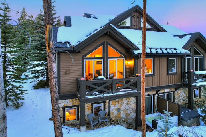 Saddlewood Heights | Hot Tub, Balcony, Grill, & Close Proximity To Main St! - Breckenridge