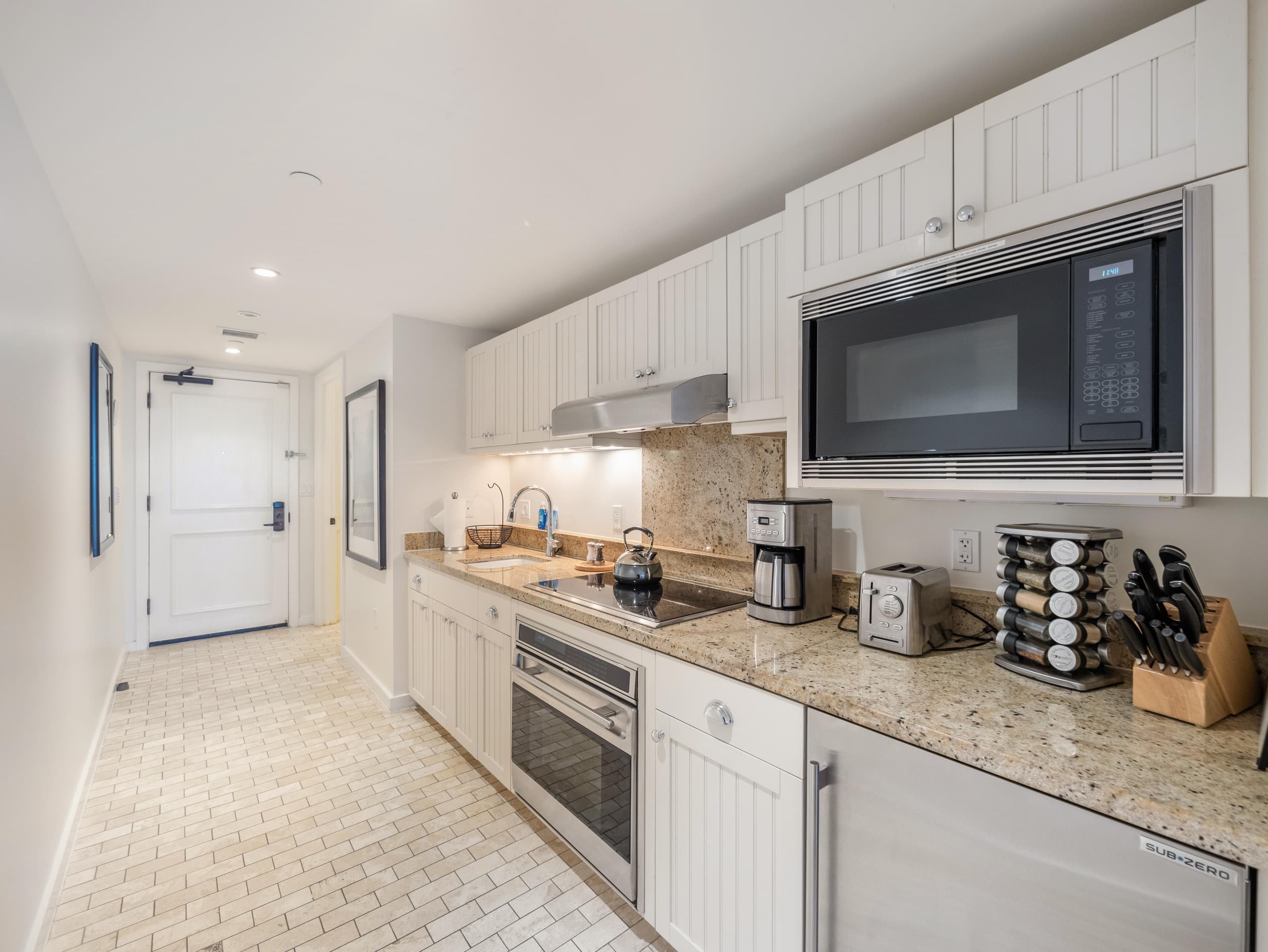 Villa in Kahuku · ★4.94 · Studio · 2 beds · 1 private bath - Image 13