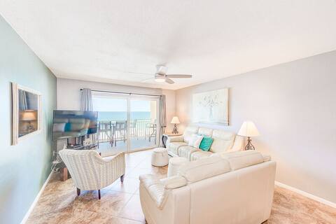 Direct Beach View! 3/3 - Heated Pool/Hot Tub 304