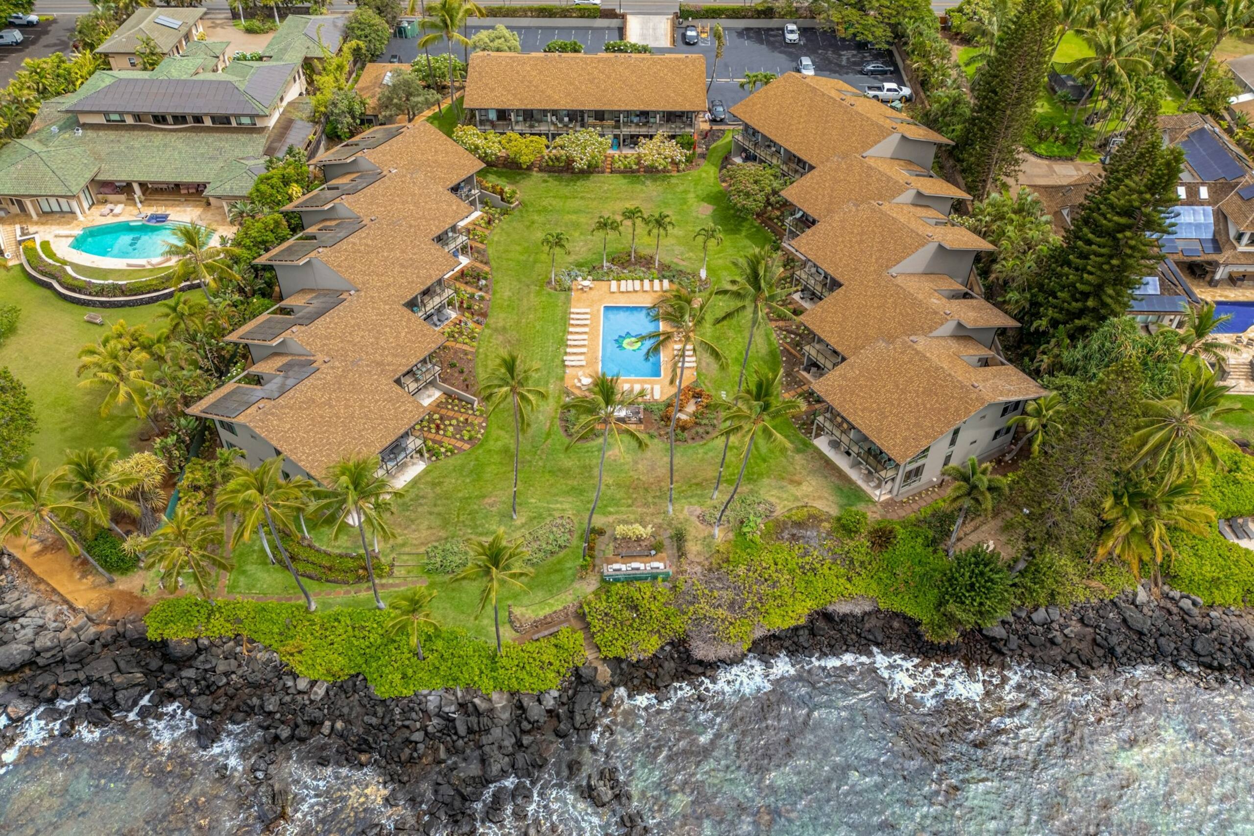 Apartment in Lahaina · ★4.47 · 2 bedrooms · 2 beds · 2 private bathrooms - Image 41
