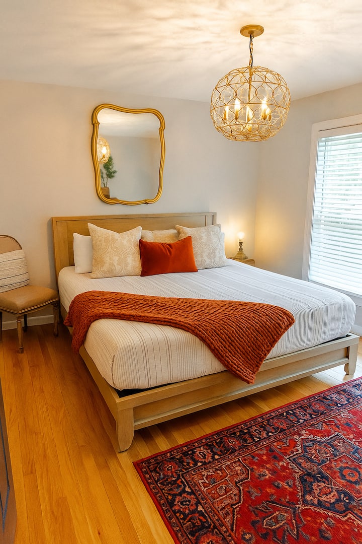 Main Level King Bedroom With Shared Bathroom.