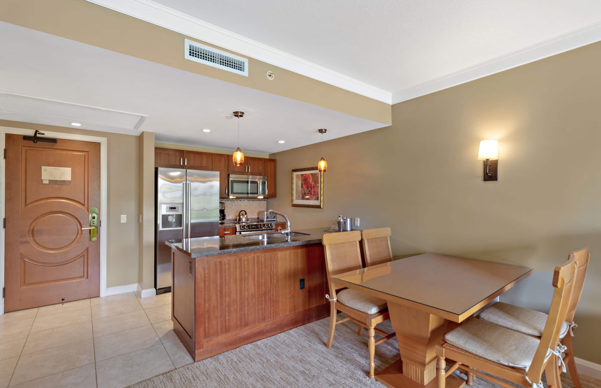Condo in Lahaina · ★4.97 · 1 bedroom · 2 beds · 1 bath - Image 11