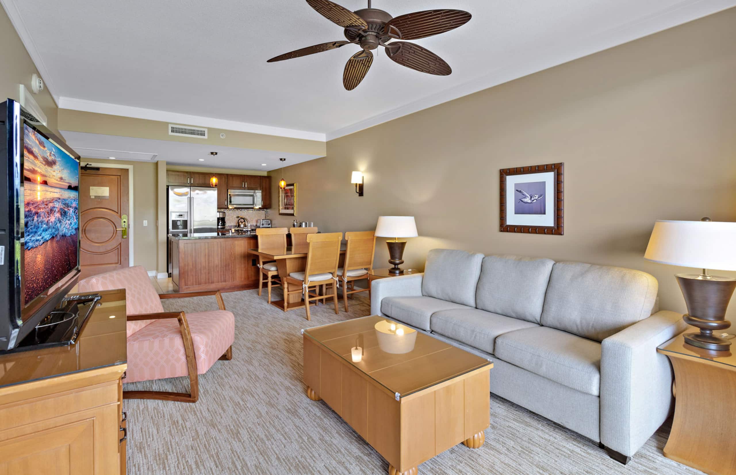 Condo in Lahaina · ★4.97 · 1 bedroom · 2 beds · 1 bath - Image 12