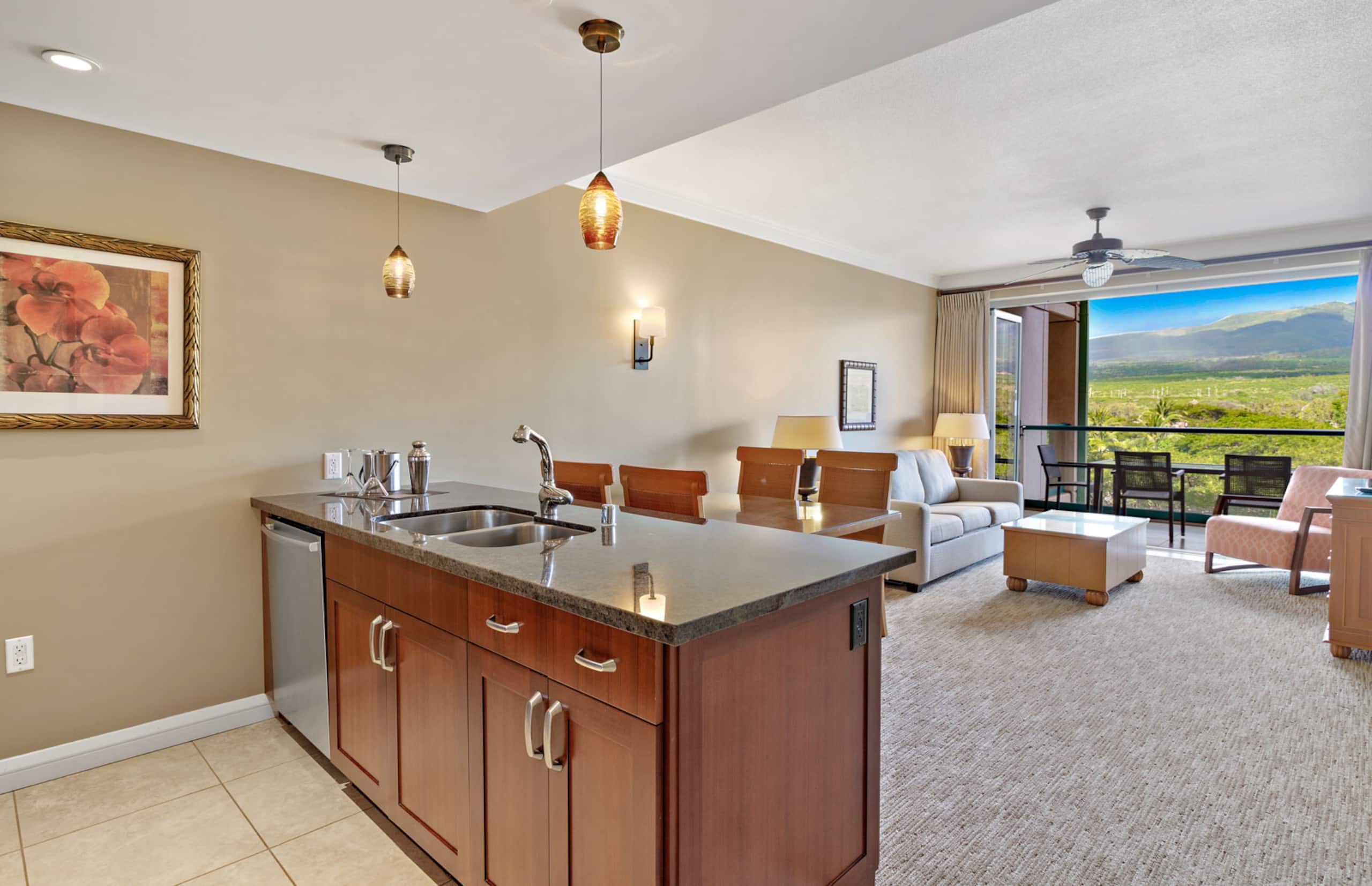 Condo in Lahaina · ★4.97 · 1 bedroom · 2 beds · 1 bath - Image 4