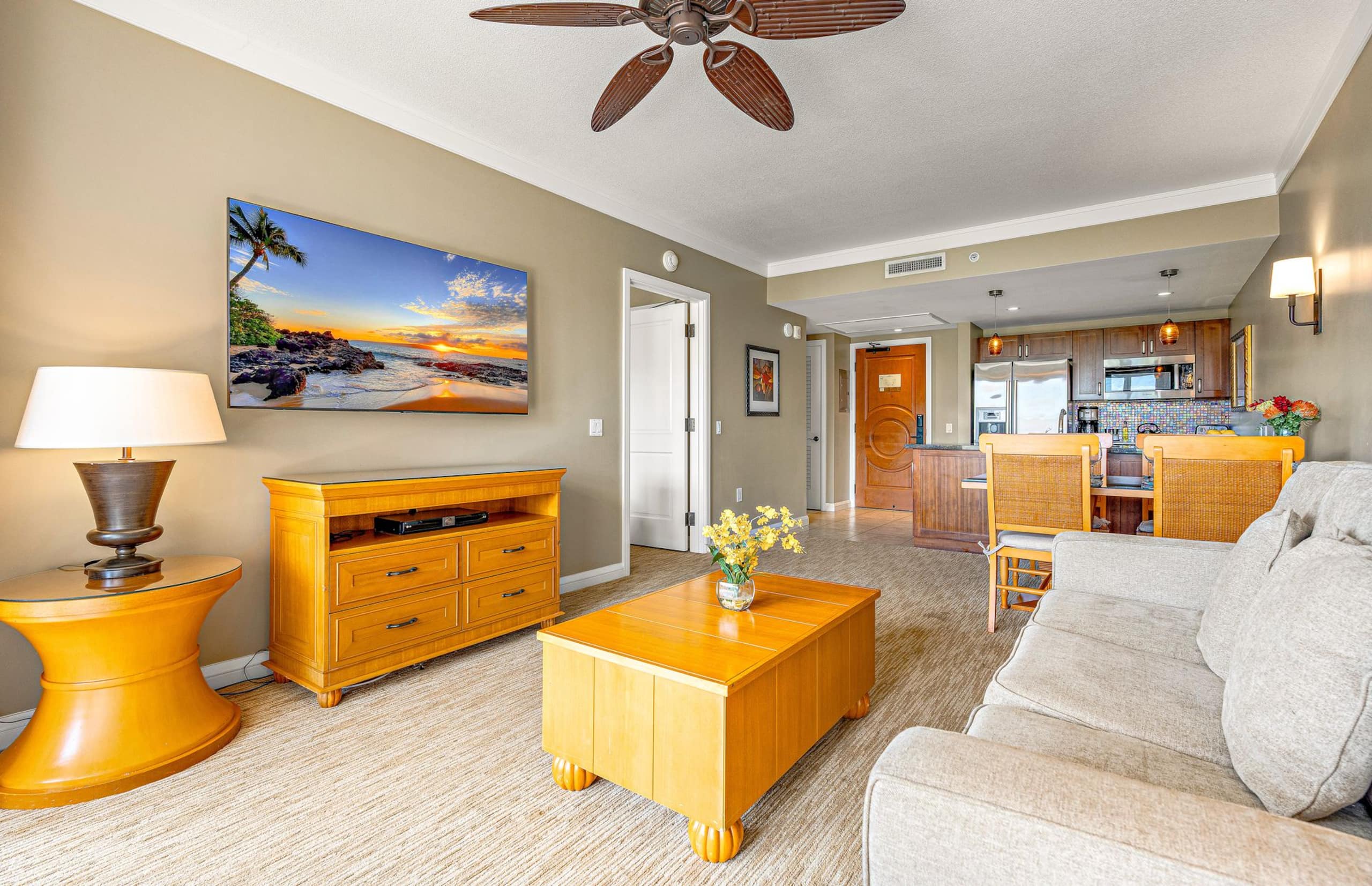 Condo in Lahaina · ★4.97 · 1 bedroom · 2 beds · 1 bath - Image 10
