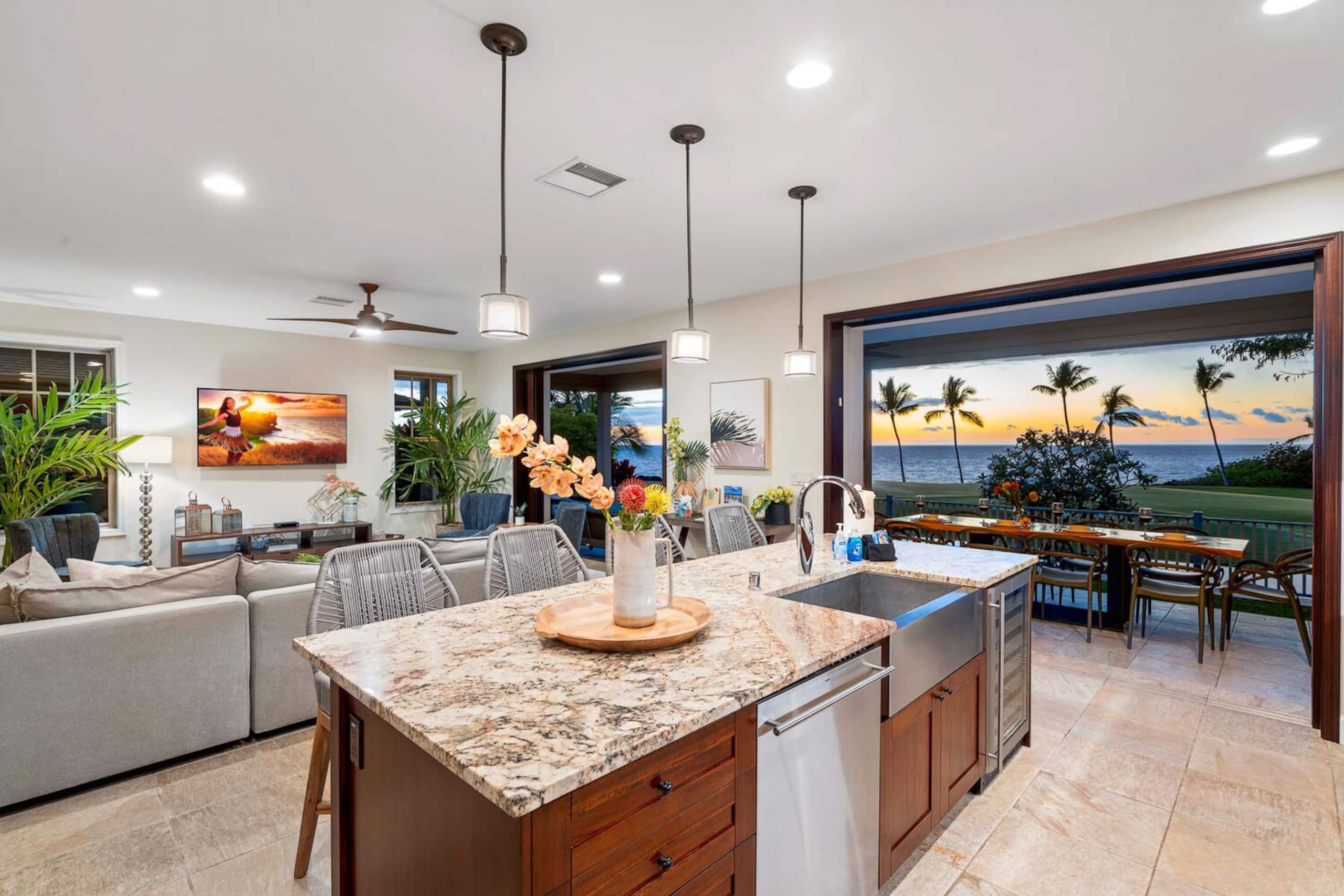 Home in Kailua-Kona · ★4.96 · 3 bedrooms · 7 beds · 3 baths - Image 7