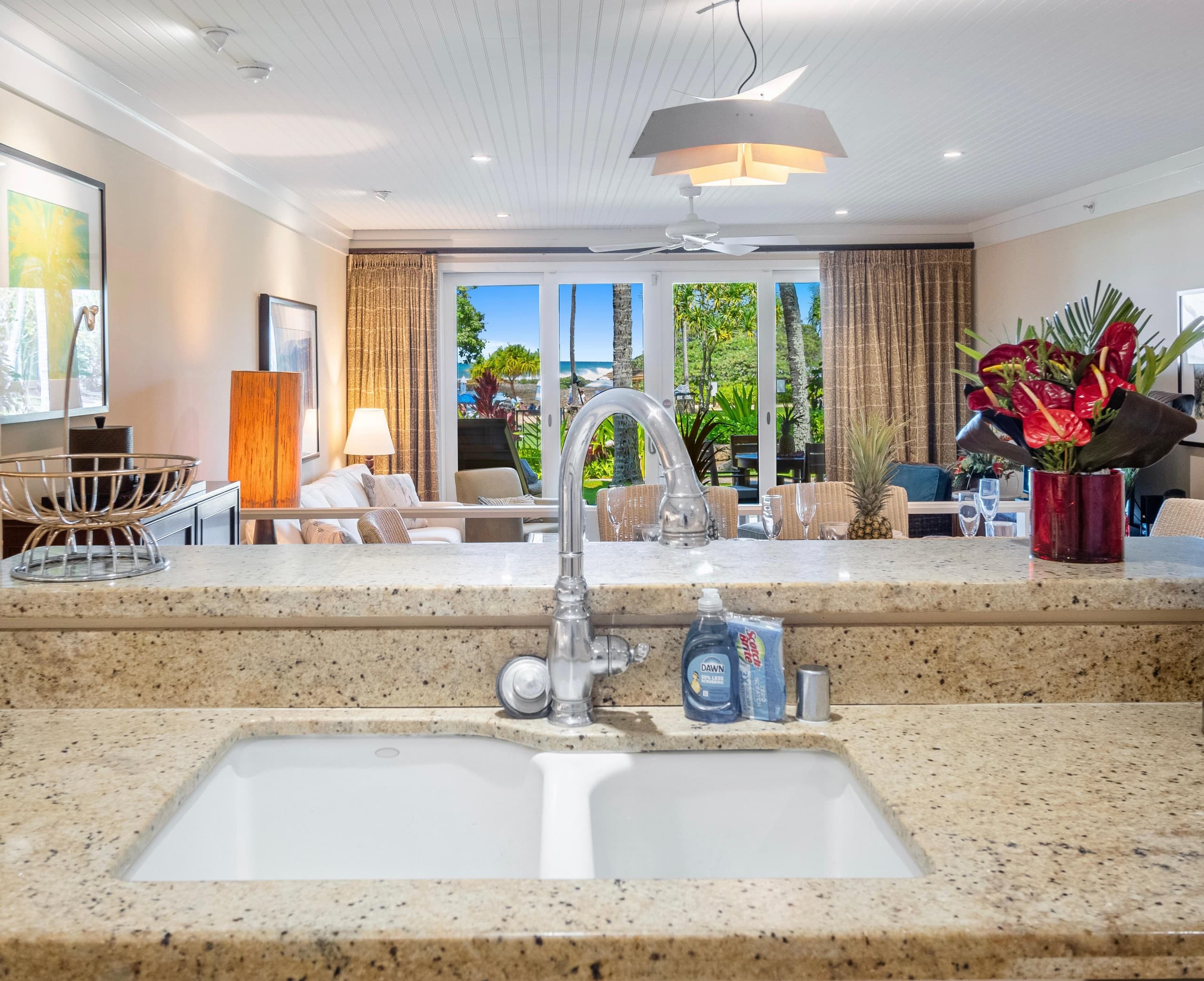 Villa in Kahuku · ★5.0 · 4 bedrooms · 6 beds · 3 private baths - Image 10