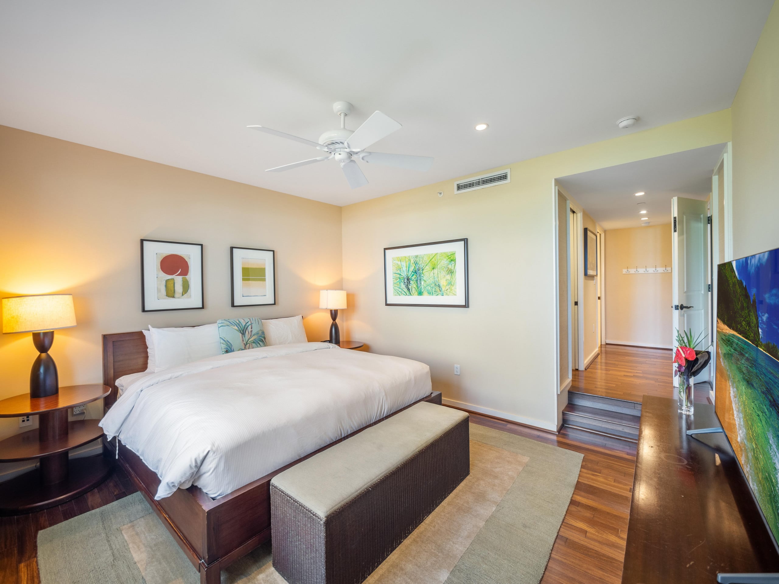 Villa in Kahuku · ★5.0 · 4 bedrooms · 6 beds · 3 private baths - Image 13