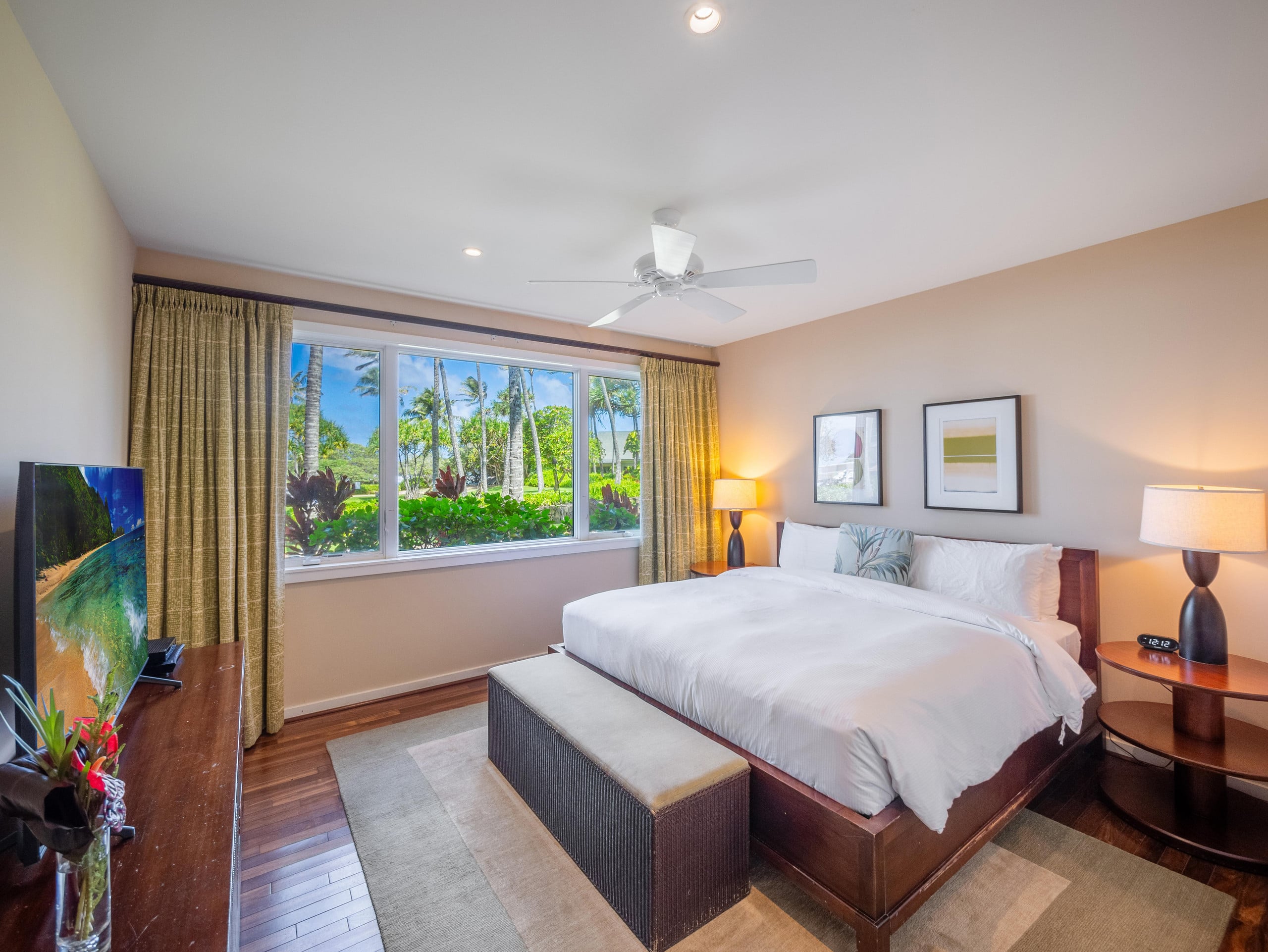 Villa in Kahuku · ★5.0 · 4 bedrooms · 6 beds · 3 private baths - Image 12