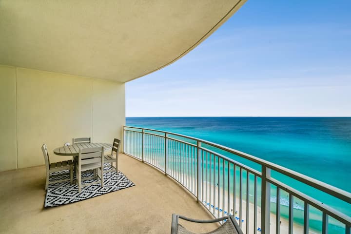 Ultimate Beachfront Getaway: Gulf Front Condo On The 17th Floor! Beach Service Included! - Panama City Beach, FL