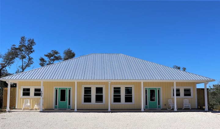 This Duplex Is Perfect For Large Families/ Muliiple Familes! Steps Away From The Beach - Mexico Beach, FL