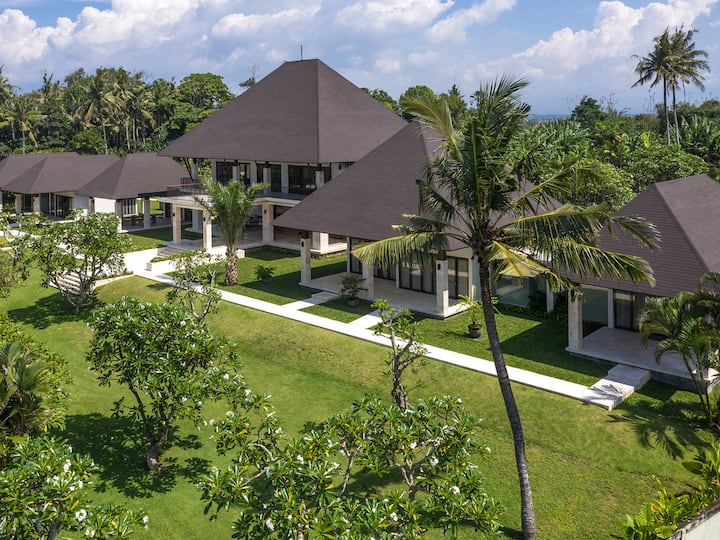 Oceanview Villa W/ Chef | Tabanan, 9-bedrooms