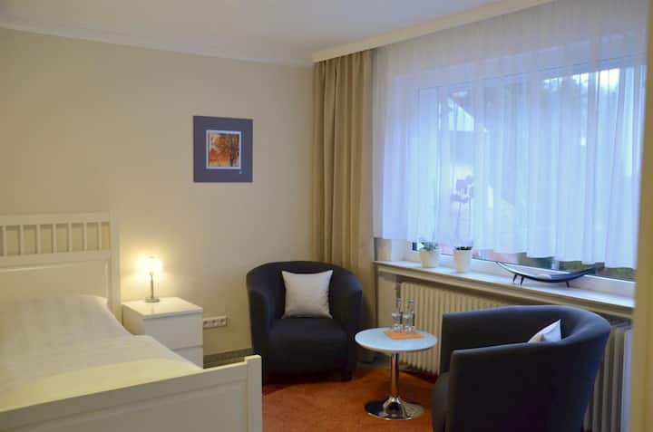 Apartment with south-facing terrace and kitchen (Bonsai Apartment II) -  Flats for Rent in Bad Pyrmont, Niedersachsen, Germany - Airbnb