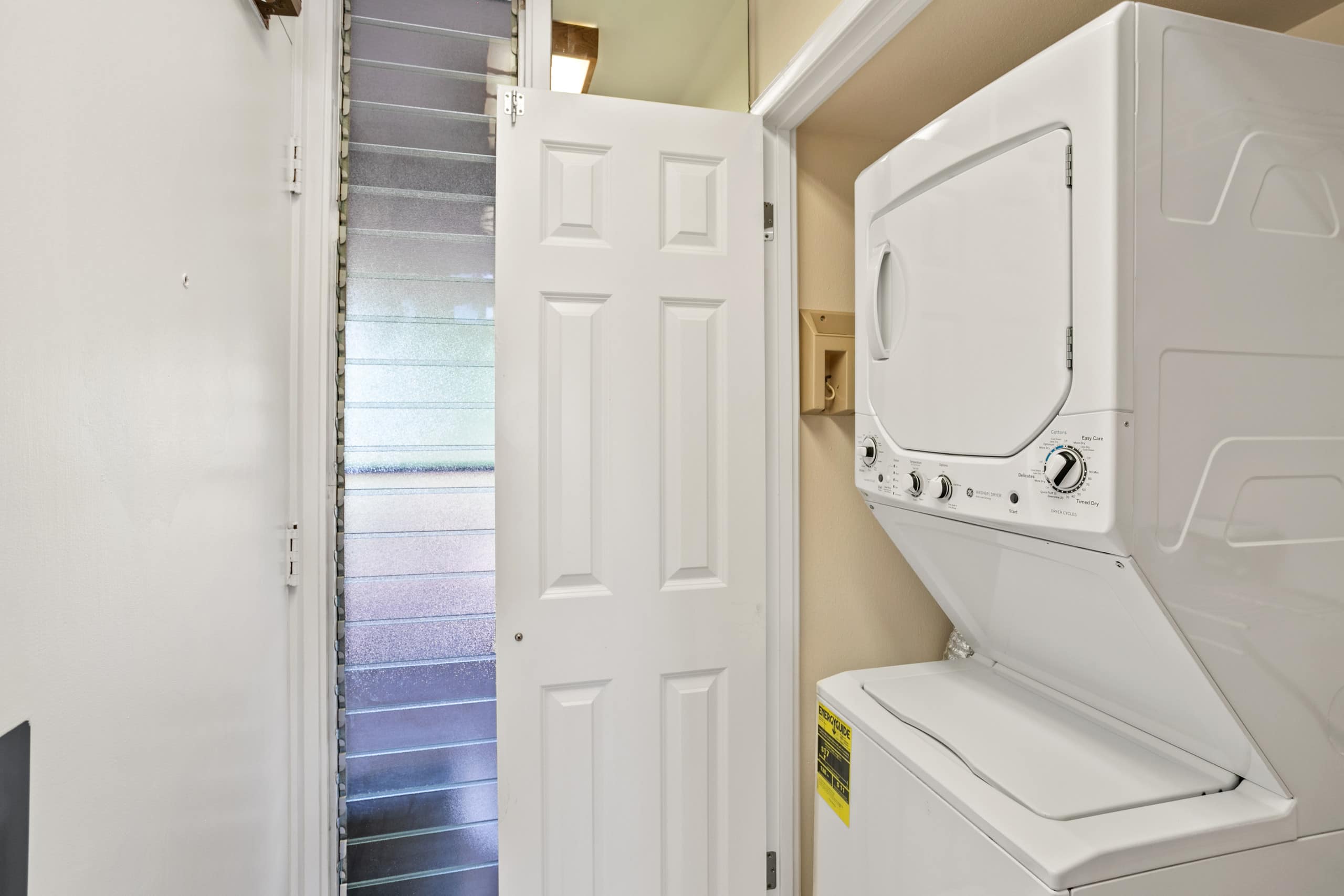 Condo in Lahaina · ★4.8 · 1 bedroom · 2 beds · 1 bath - Image 21