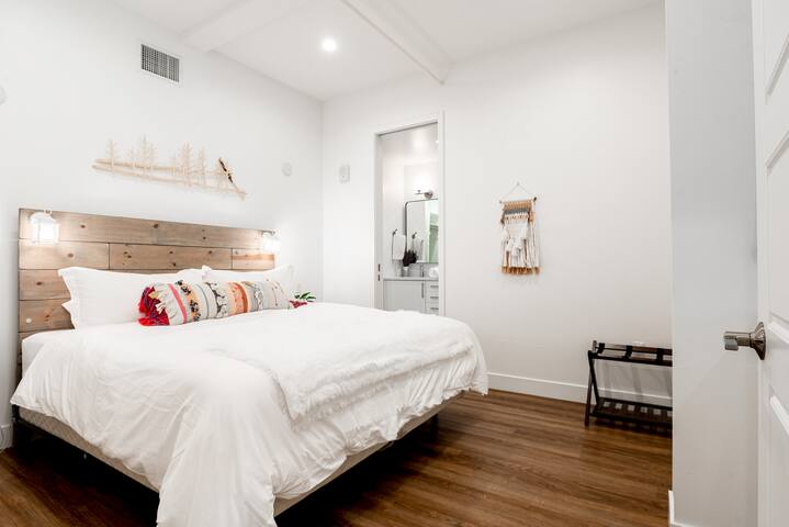 Bohemian Hideaway | RiNo Art Lofts gallery image 2