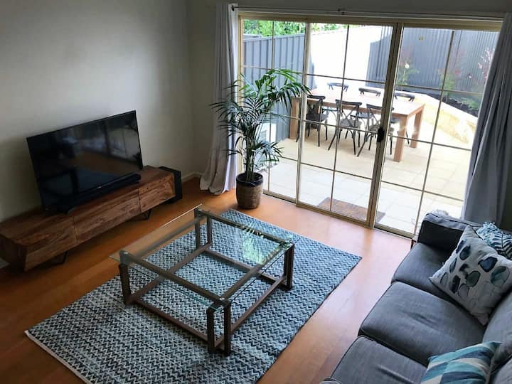 3br Norwood Home | Fringe Stay + Wi-fi + Parking - Adélaïde