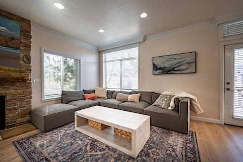 Snowbasin Lakehouse LS27 | Ski Getaway | Hot Tub