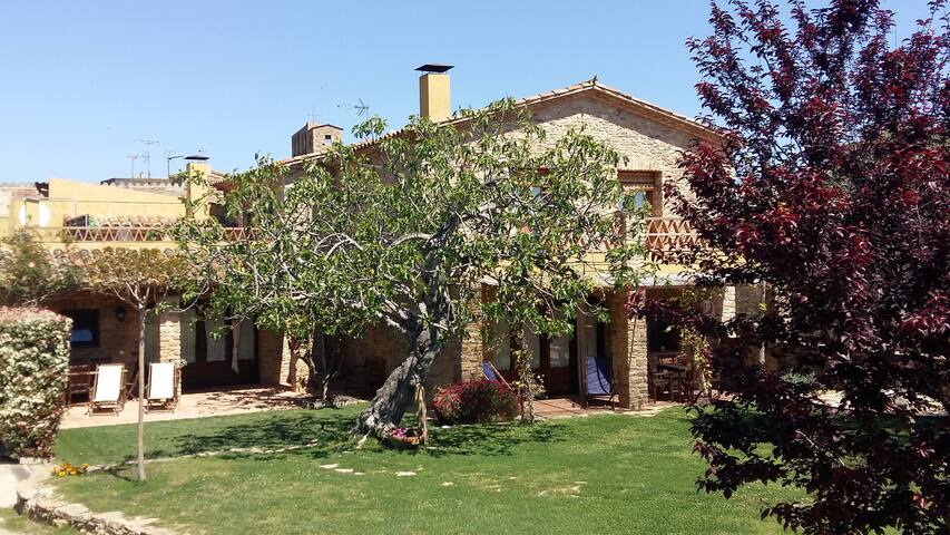 CASA RURAL IDEAL PARA GRUPOS, FAMILIAS…RELAX TOTAL 10/12 PAX gallery image 4