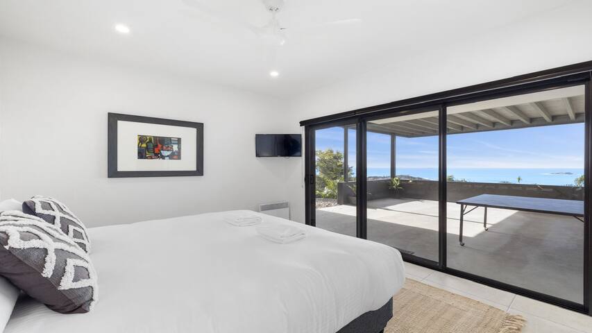 The Outlook at Sapphire, Ocean views, Rural, Pool gallery image 5