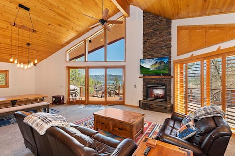 A Heavenly View | Pet Friendly Mountain Retreat