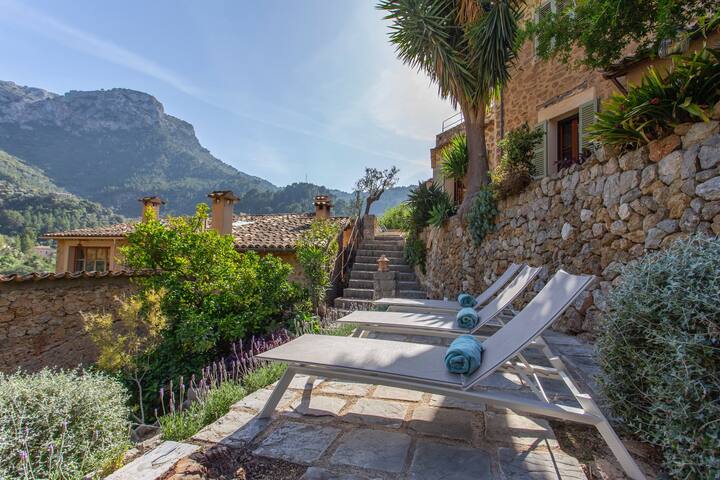 Can La – Dream house with mountain and views gallery image 4