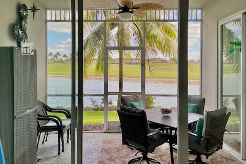 Luxury Golf Villa in Beautiful Lely Resort w/ Pool