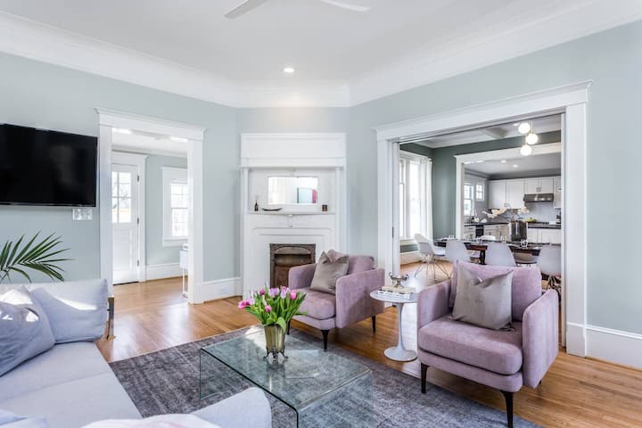 Historic Vibe, 2 King, Backyard Oasis, Water Table - Raleigh, NC