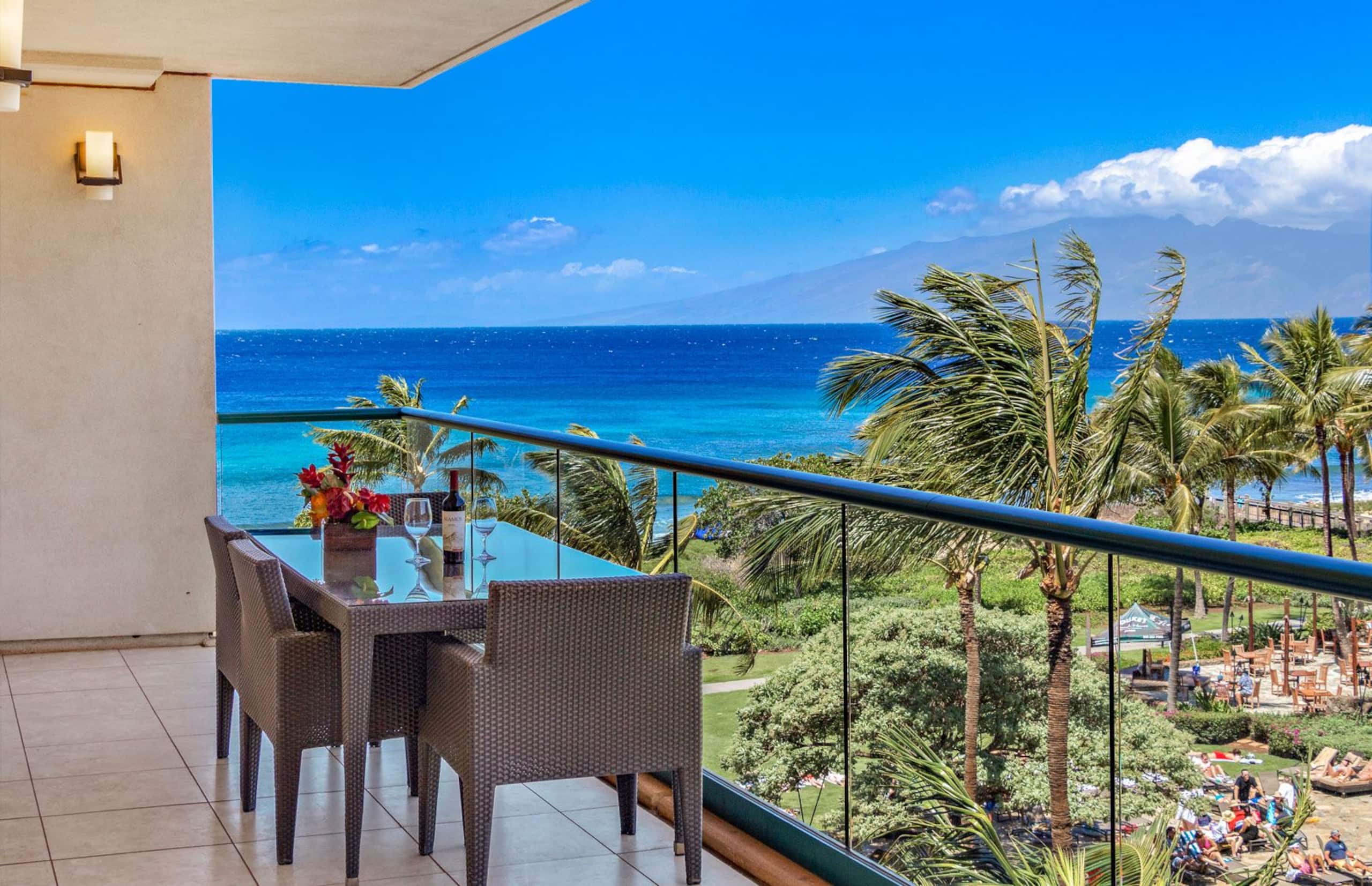 Condo in Lahaina · ★4.95 · 3 bedrooms · 5 beds · 3 baths - Image 5