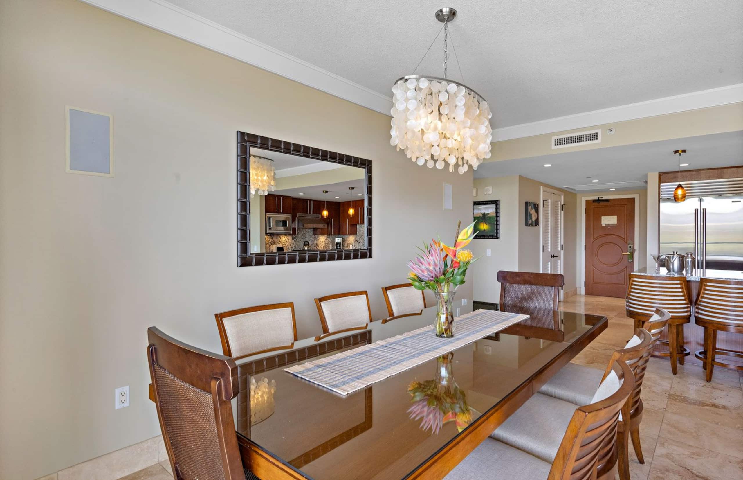 Condo in Lahaina · ★4.95 · 3 bedrooms · 5 beds · 3 baths - Image 11