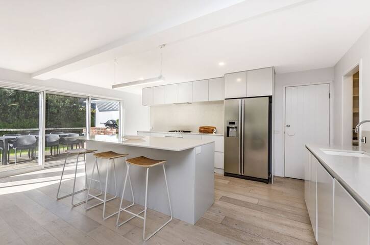 East Beach Retreat gallery image 4