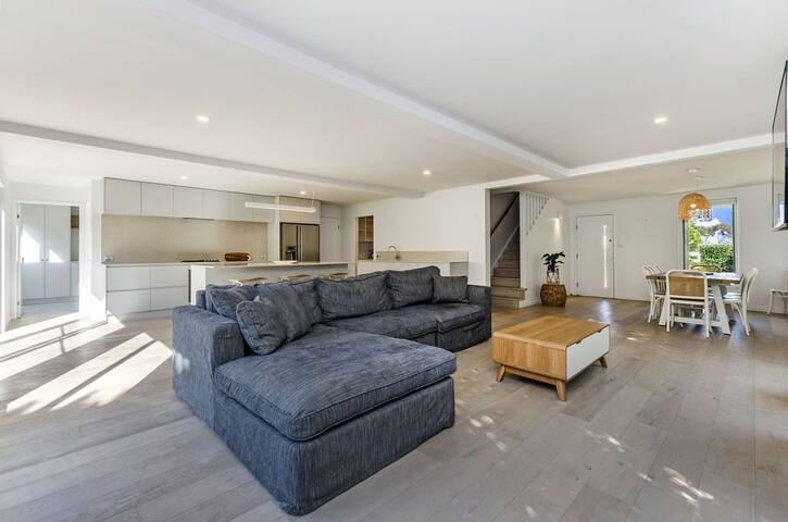 East Beach Retreat gallery image 2