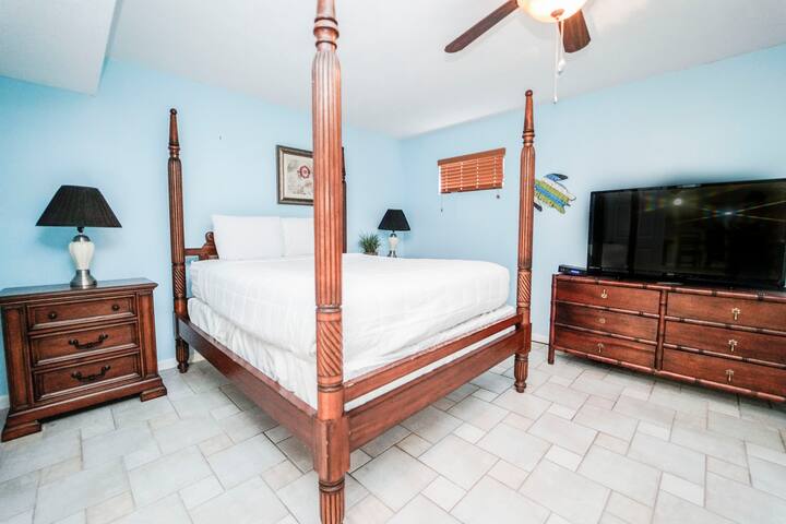 Beach House☀Spyglass☀Whirlpool☀1 Minute Fußweg zum Strand! - Airbnb