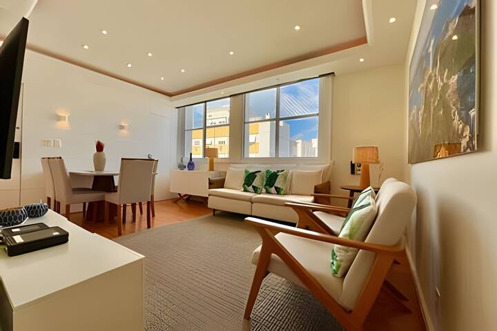 Sophistication at trendiest St. Ipanema 300M WIFI