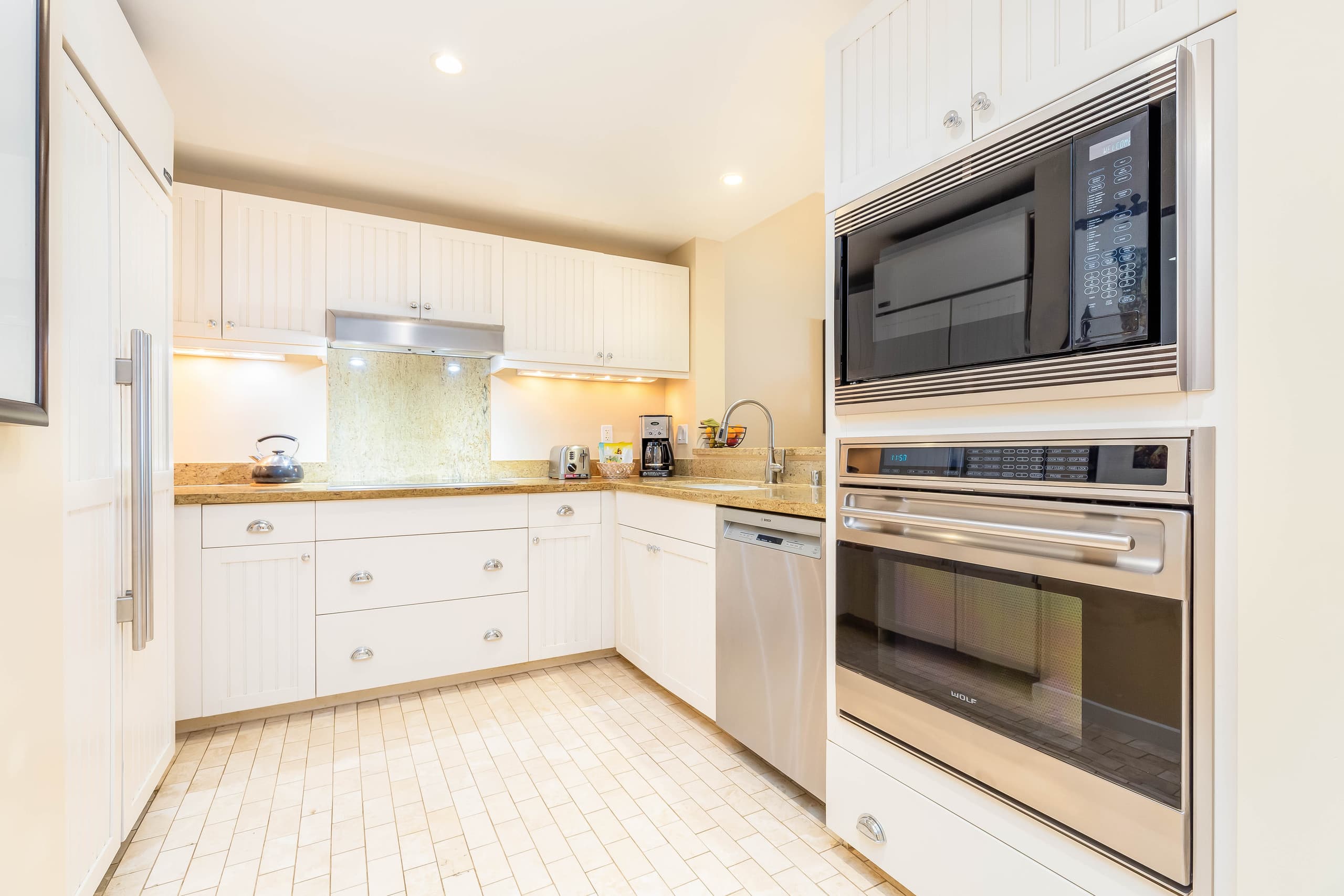 Condo in Kahuku · ★4.88 · 3 bedrooms · 3 beds · 2 shared baths - Image 4