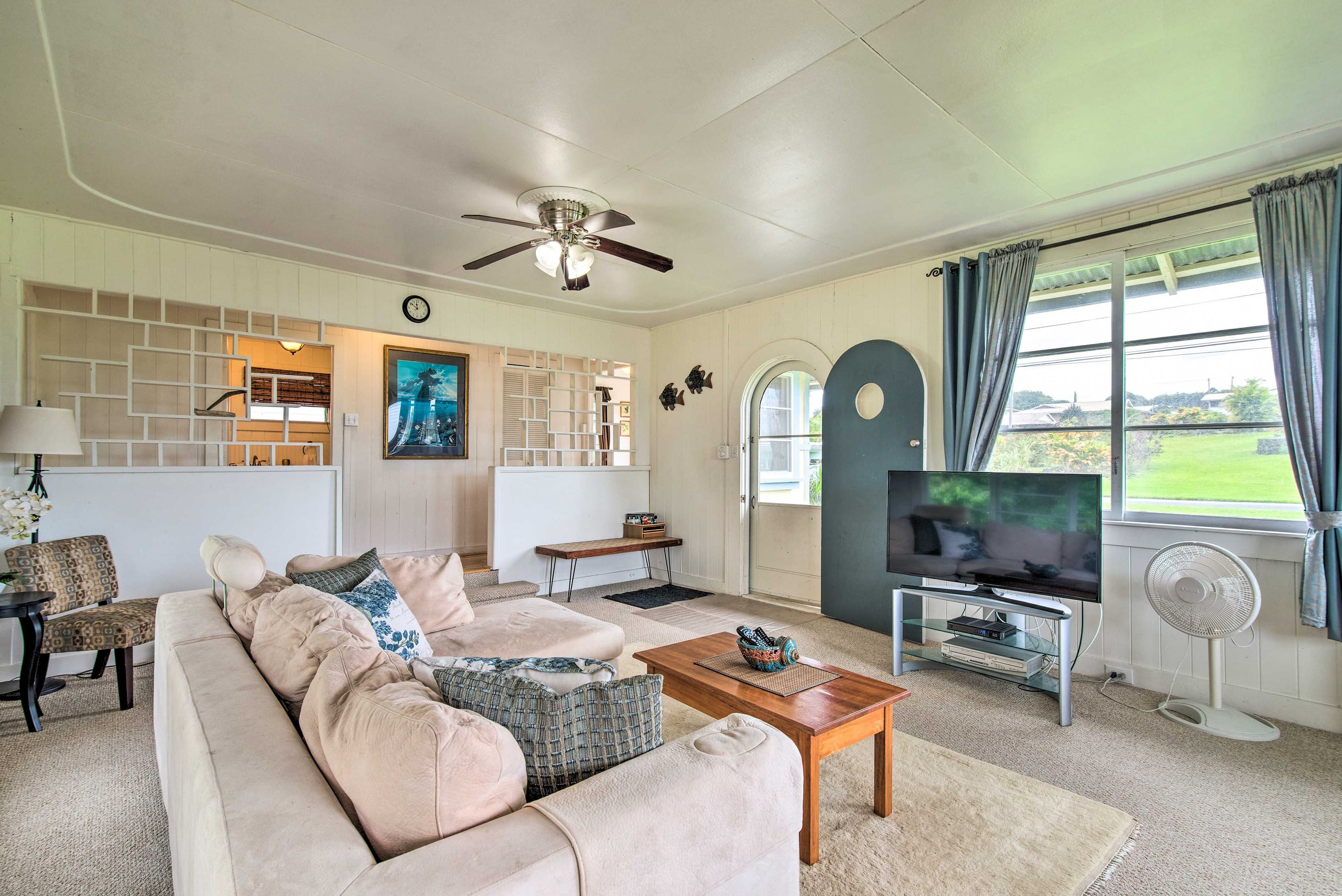 Home in Hilo · ★4.67 · 2 bedrooms · 3 beds · 1 shared bath - Image 1