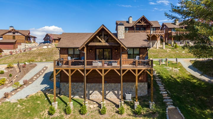 2 Bears Retreat - Pet Friendly Camp Eagles Nest Near Tennis, Pickleball, Basketball, Hiking - Roan Mountain, TN