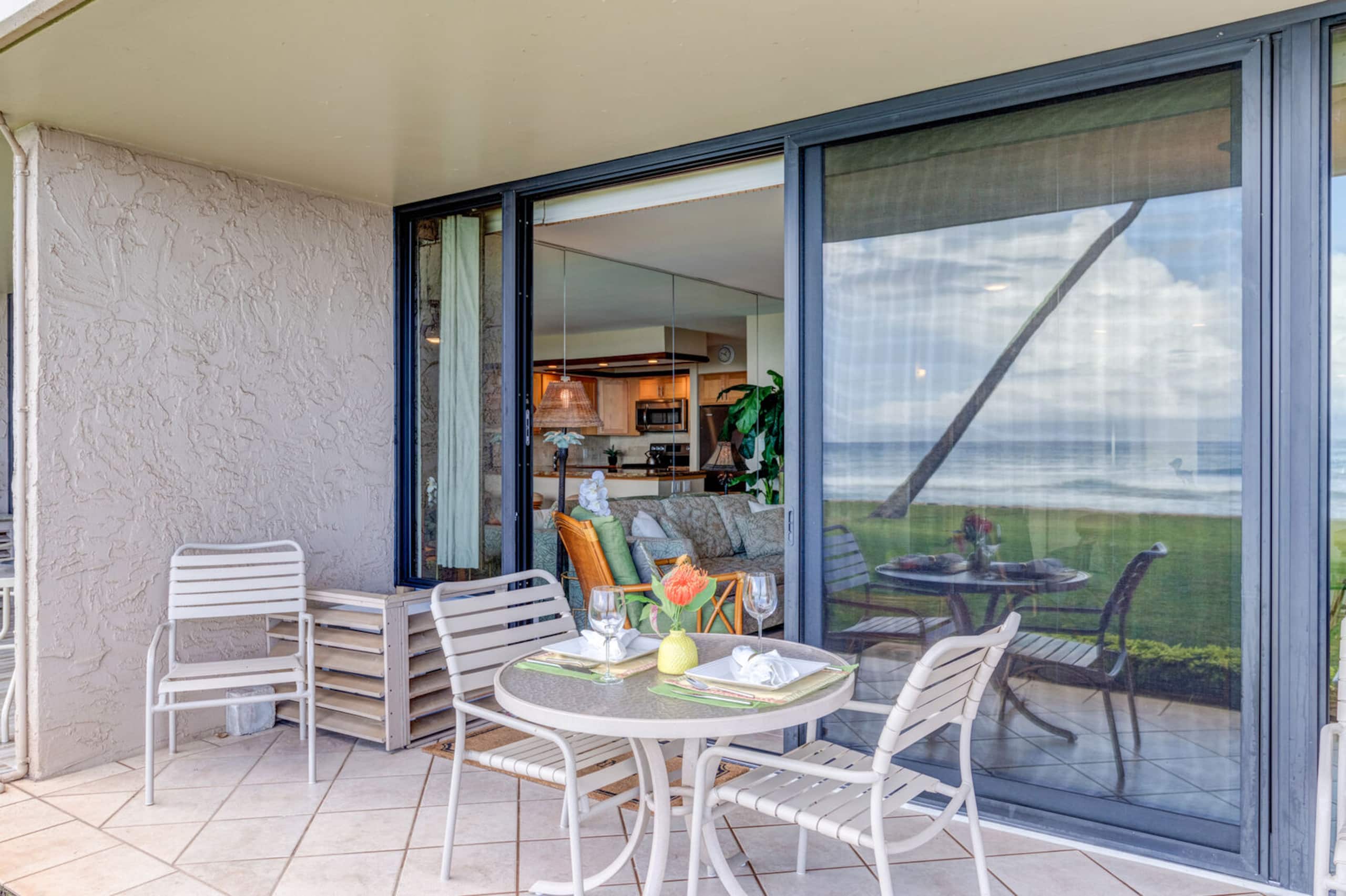 Condo in Lahaina · ★4.86 · 1 bedroom · 2 beds · 1 private bath - Image 3
