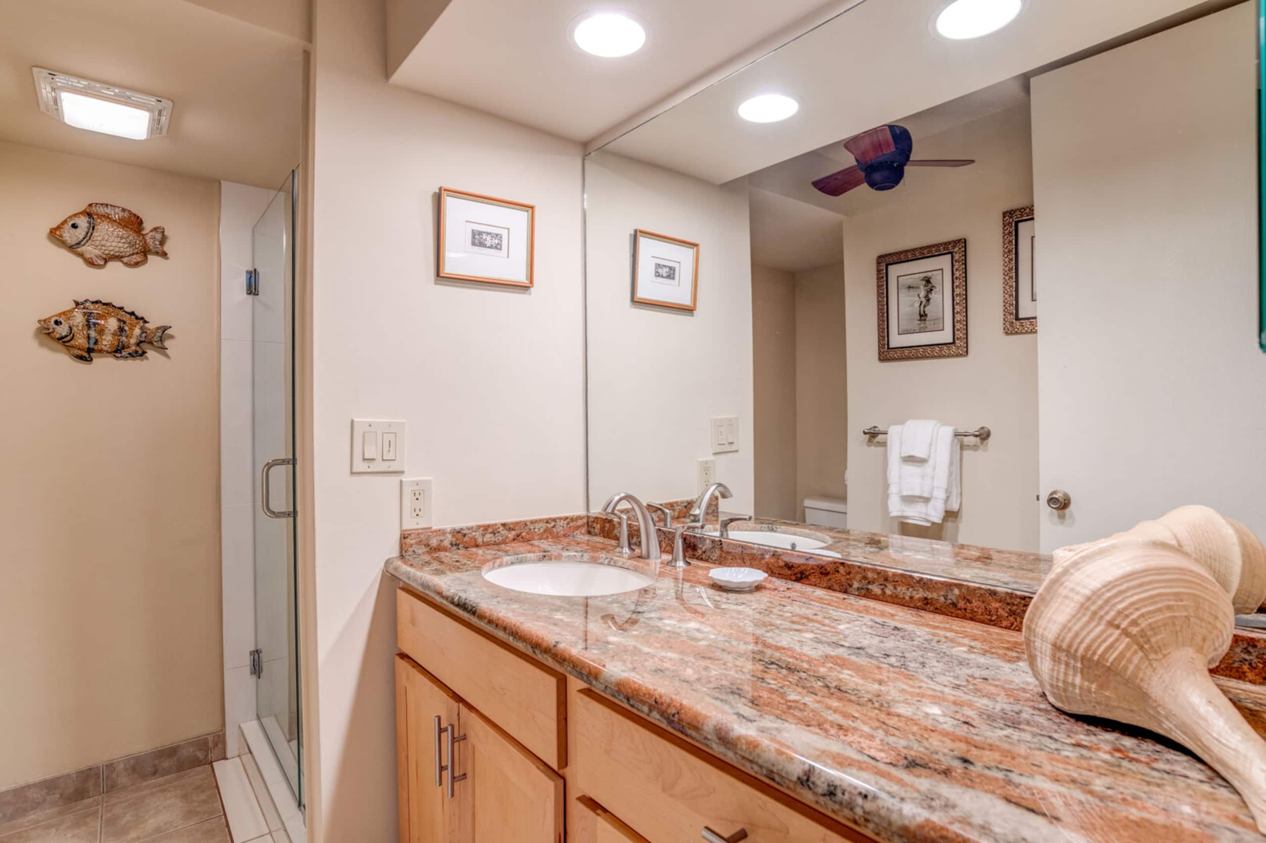 Condo in Lahaina · ★4.86 · 1 bedroom · 2 beds · 1 private bath - Image 16