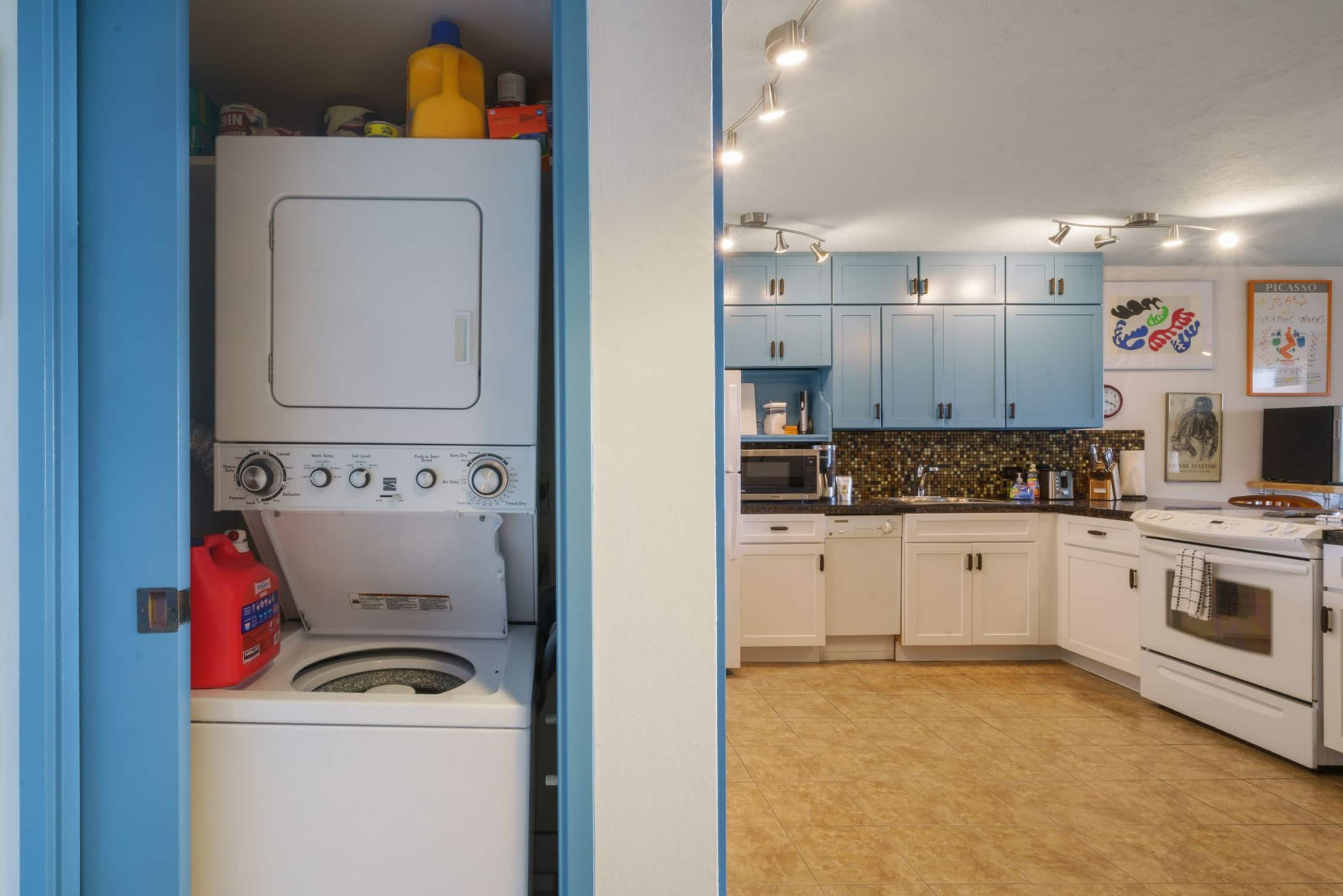 Condo in Kailua-Kona · ★4.88 · 1 bedroom · 2 beds · 2 shared baths - Image 20