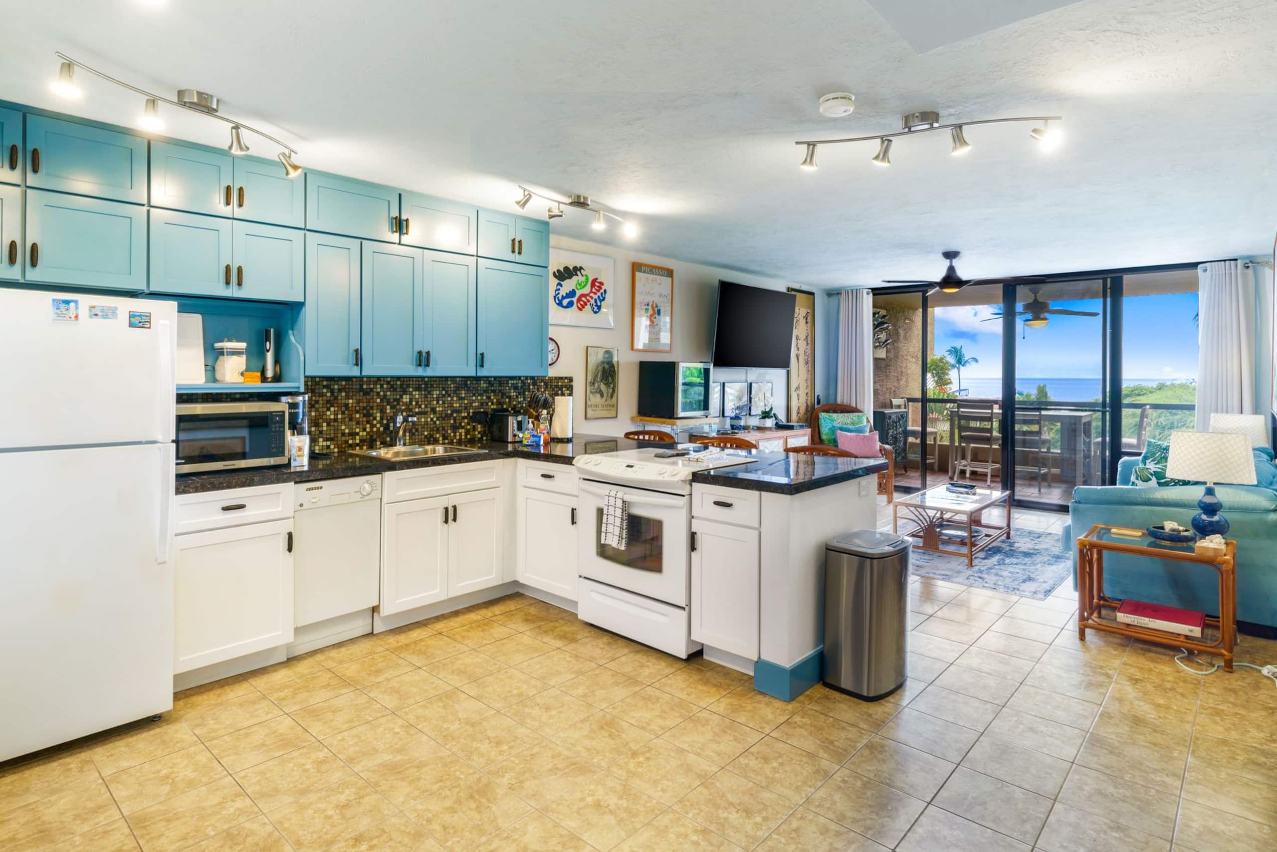 Condo in Kailua-Kona · ★4.88 · 1 bedroom · 2 beds · 2 shared baths - Image 9