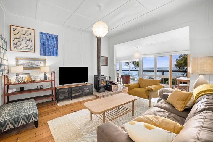 Retro Beach Vibes gallery image 2