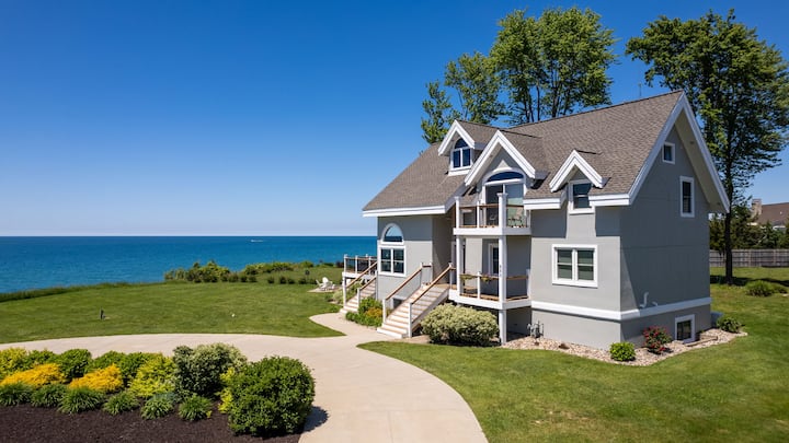 Sunset Haven | Hot Tub | Beach Access | Near Town