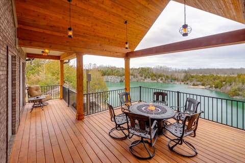 Tranquility Lake Getaway w/ Hot Tub on 27 Acres!