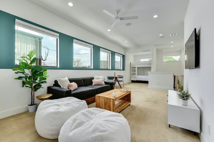 Just up the stairs, is the game room which sleeps 4 guests (2 on the trundle day bed and 2 on the bunk beds)