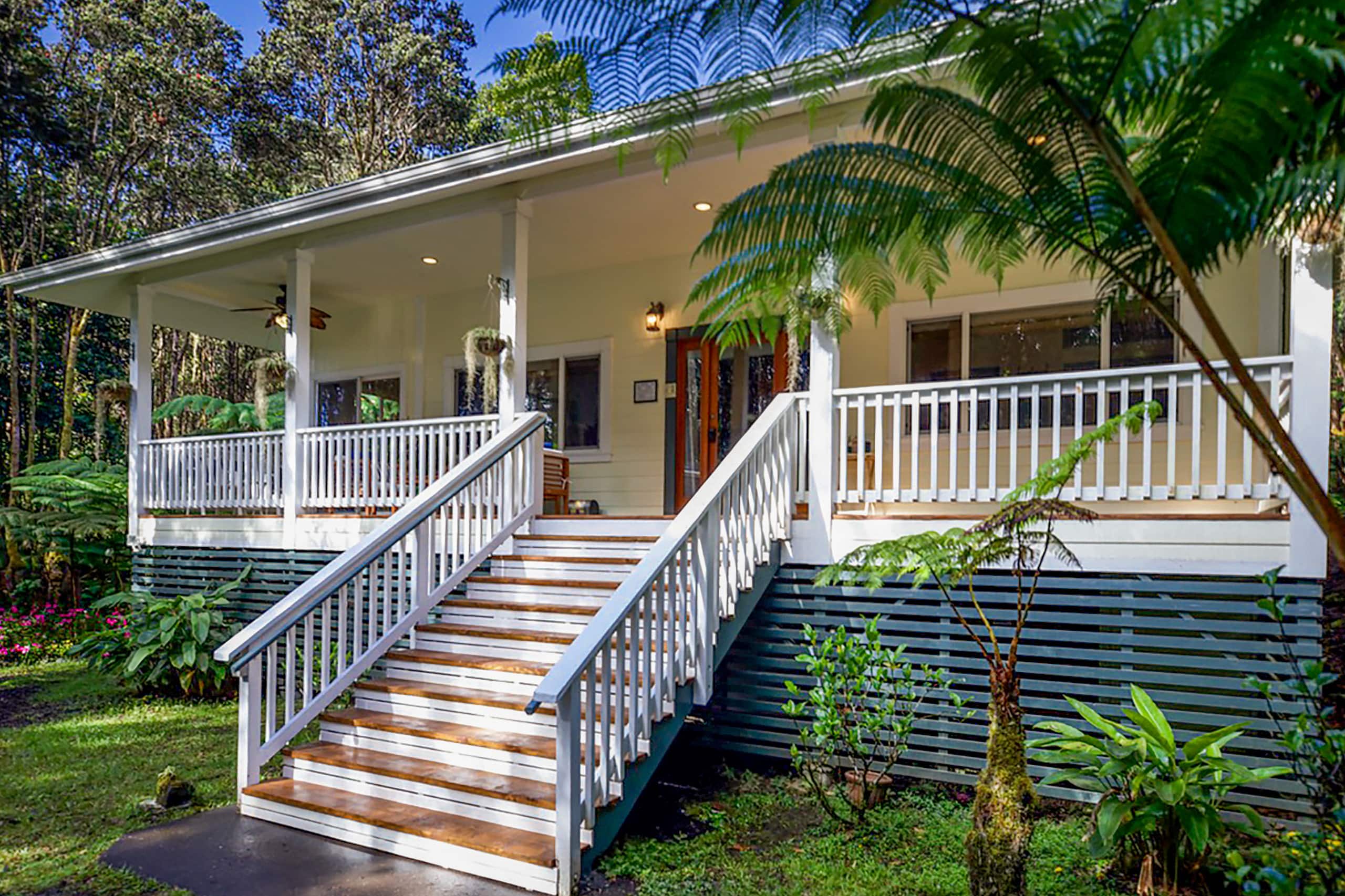 Home in Volcano · ★4.92 · 2 bedrooms · 2 beds · 1.5 baths - Image 23